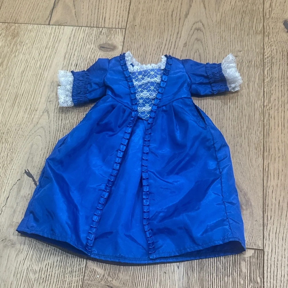 American Girl 1995 Pleasant Co Felicity Christmas Gown